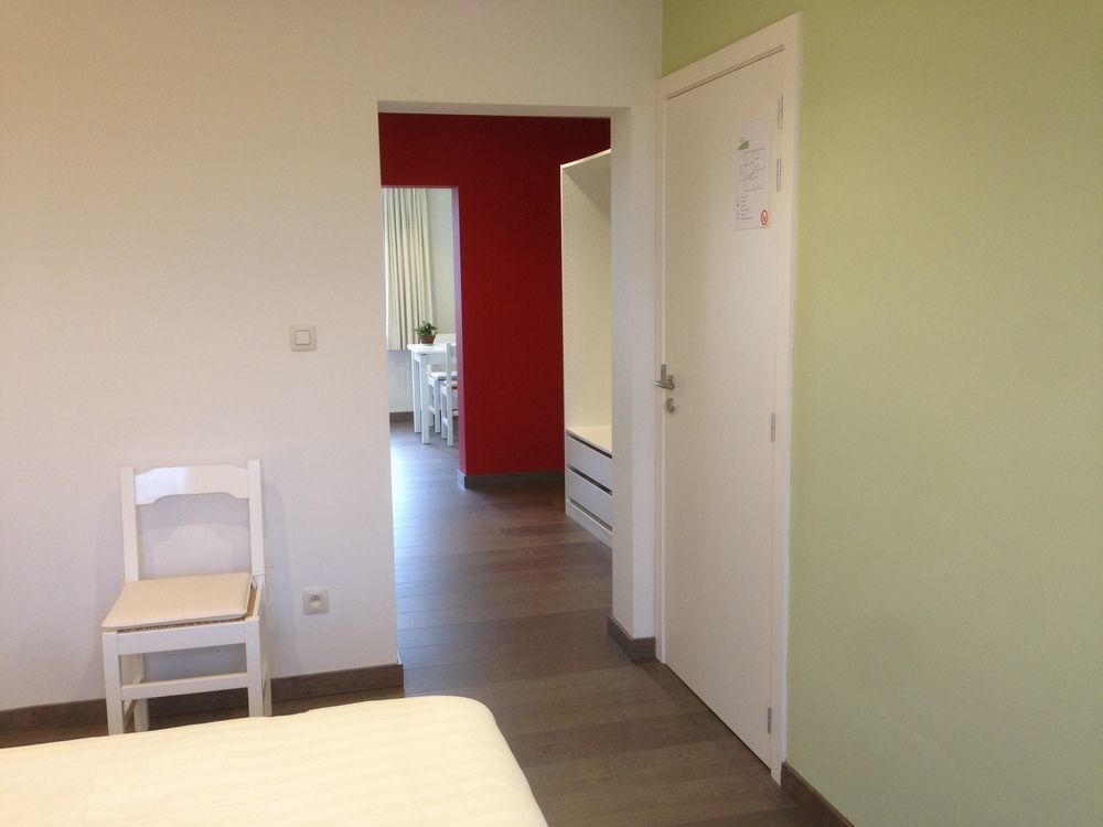 Rectoversovv Sint-Pieters-Leeuw Exterior photo